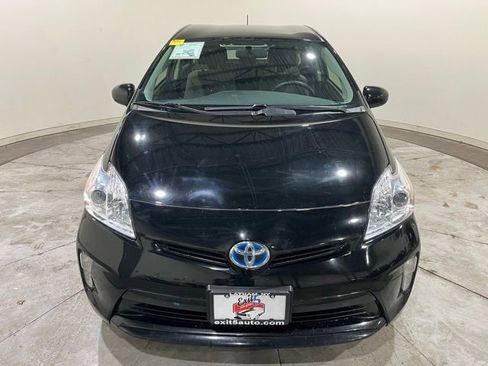 Used 2015 Toyota Prius Four image 4