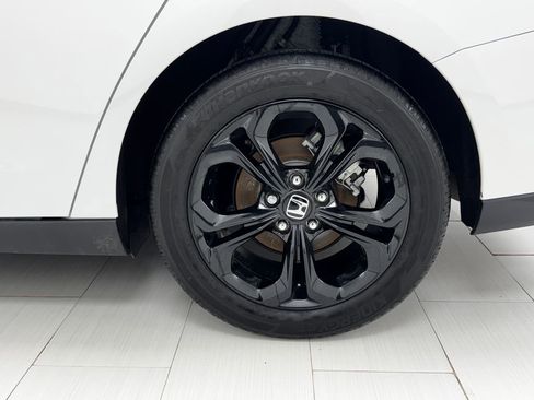 Used 2025 Honda Accord SE image 40