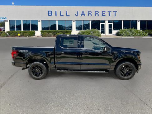 New 2026 Ford F150 XLT w/ Equipment Group 302A MID AWD/4WD image 3