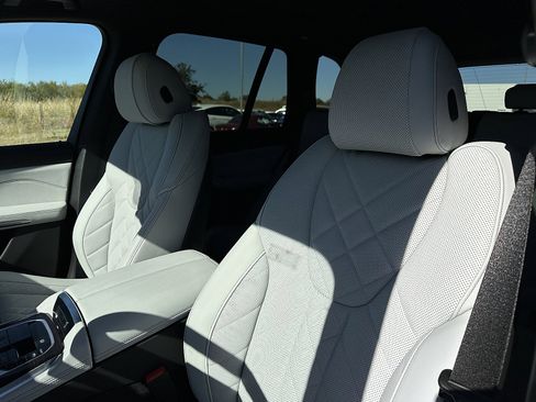 New 2026 BMW X5 xDrive40i image 11