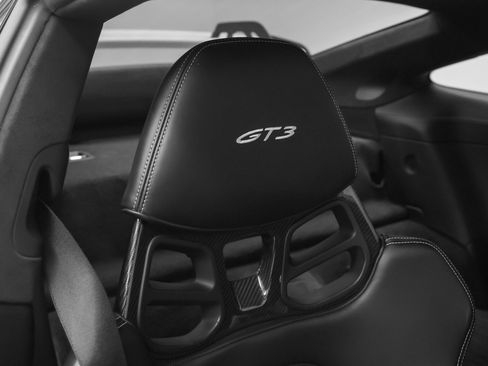 Used 2022 Porsche 911 GT3 image 32