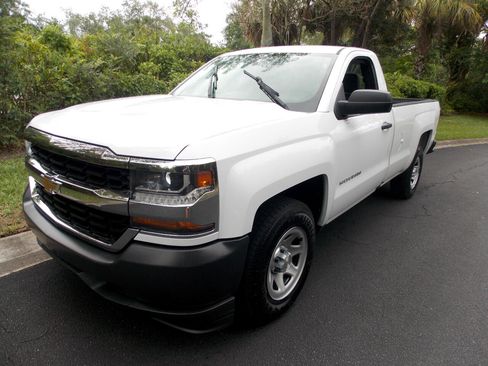 Used 2017 Chevrolet Silverado 1500 W/T image 3