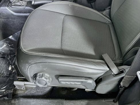 Used 2023 Jeep Wrangler Freedom Edition image 18