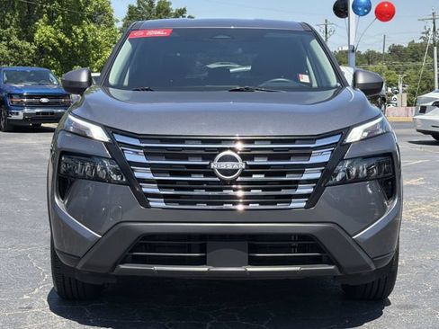 Used 2025 Nissan Rogue SV FWD image 5