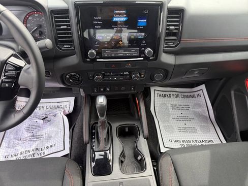 Used 2023 Nissan Frontier PRO-4X w/ Pro Convenience Package image 11