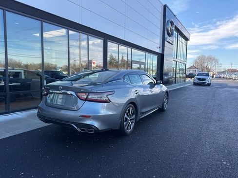 Used 2019 Nissan Maxima 3.5 SL w/ Floor Mat Group image 3