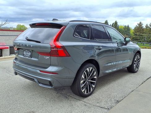 New 2026 Volvo XC60 T8 Ultra w/ Climate Package AWD/4WD image 5