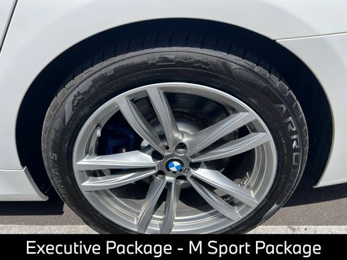 Used 2018 BMW 740e xDrive w/ M Sport Package AWD/4WD image 17