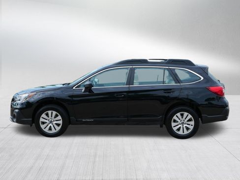 Used 2019 Subaru Outback 2.5i AWD/4WD image 4
