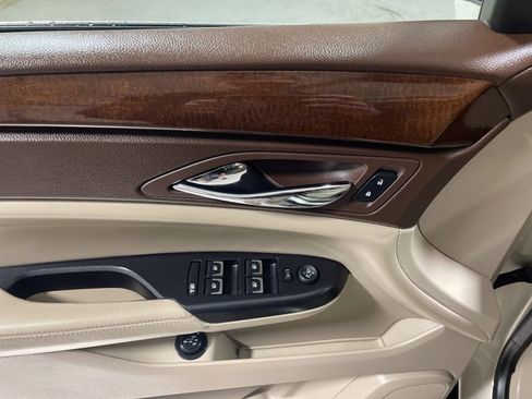 Used 2015 Cadillac SRX Luxury w/ Driver Awareness Package image 22