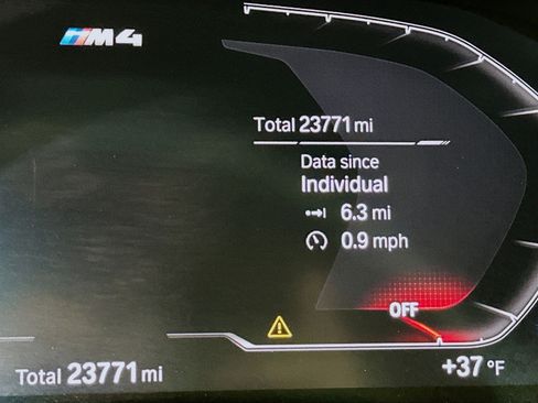 Used 2023 BMW M4 Competition w/ Executive Package image 9