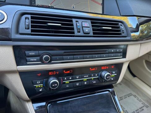 Used 2011 BMW 535i Sedan image 31