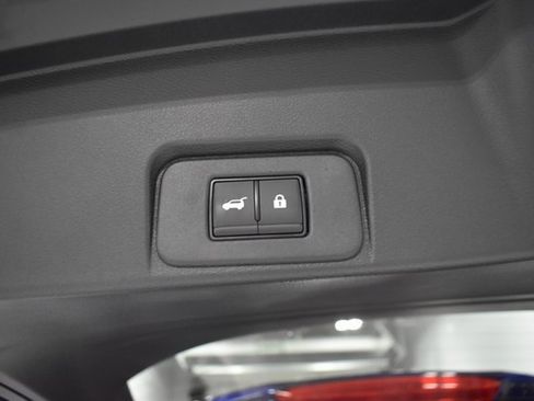 New 2026 Nissan Rogue SV image 32