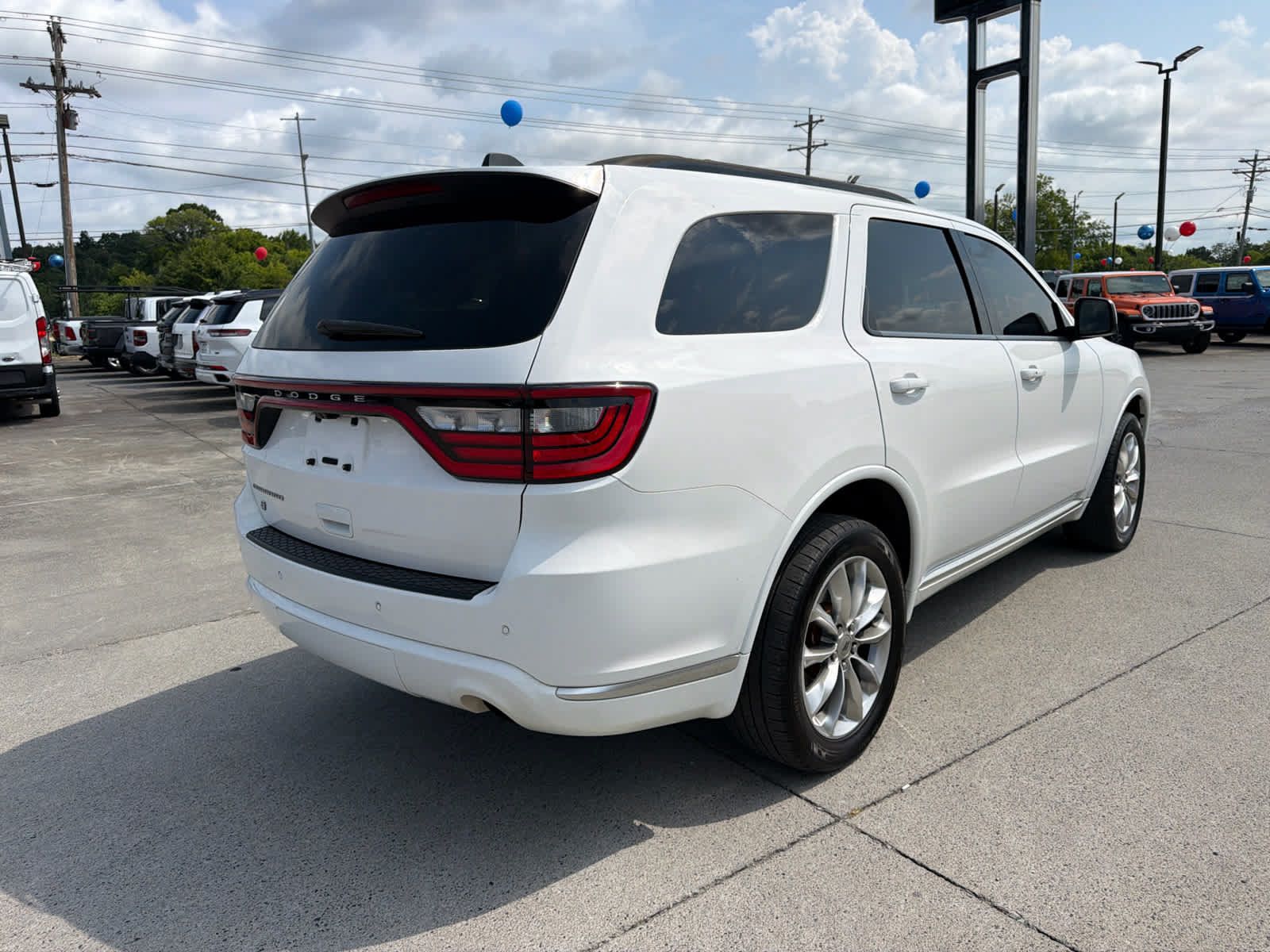 Used 2022 Dodge Durango SXT w/ Anodized Platinum Package AWD/4WD image 7