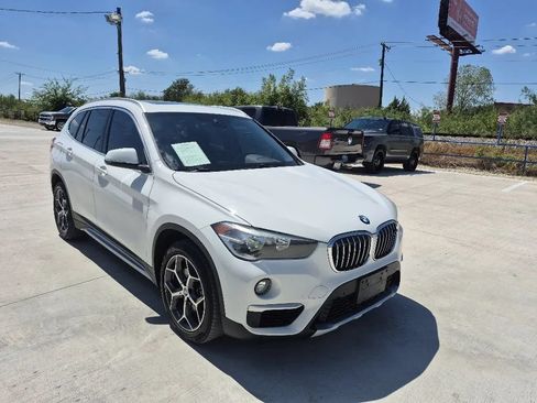 Used 2019 BMW X1 sDrive28i w/ Convenience Package FWD image 4