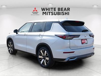 New 2026 Mitsubishi Outlander SE