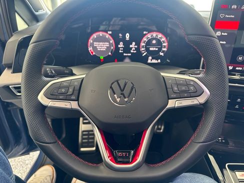 New 2026 Volkswagen GTI SE FWD image 32