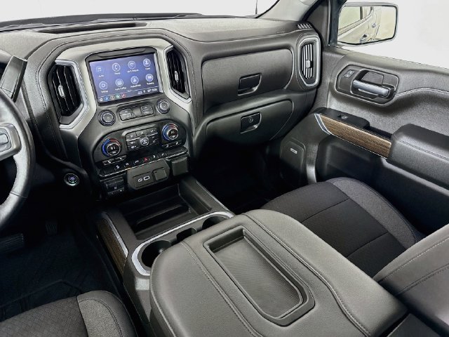 Used 2019 Chevrolet Silverado 1500 RST w/ All-Star Edition AWD/4WD image 25