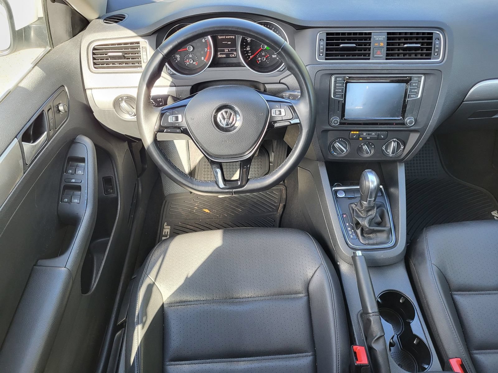 Used 2017 Volkswagen Jetta SE FWD image 26