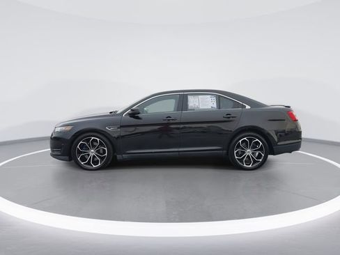Used 2013 Ford Taurus SHO image 5