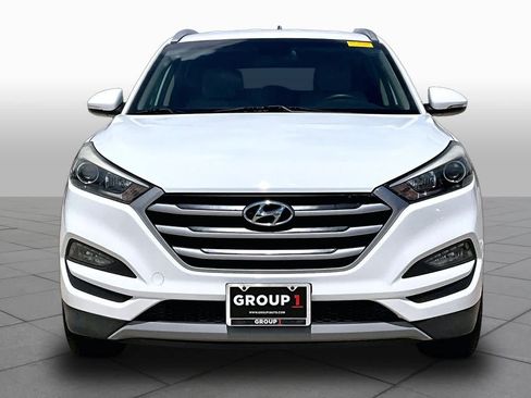 Used 2017 Hyundai Tucson Sport FWD image 4