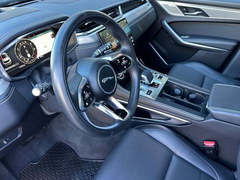 Used 2026 Jaguar F-PACE R-Dynamic S image 5
