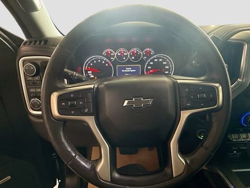 Used 2019 Chevrolet Silverado 1500 LT Trail Boss AWD/4WD image 12