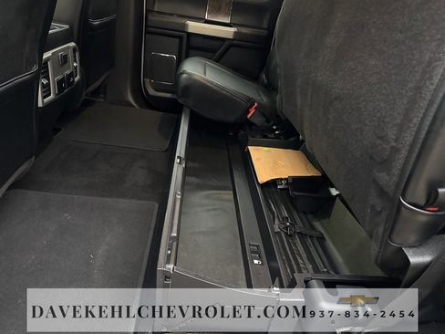 Used 2019 Ford F250 Lariat w/ Chrome Package image 24