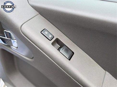 Used 2018 Nissan Frontier PRO-4X image 14