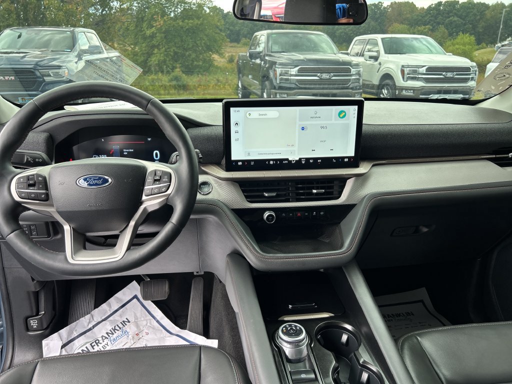 Used 2025 Ford Explorer Active w/ Active Comfort Package AWD/4WD image 15