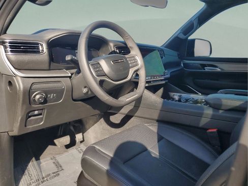 Used 2025 Jeep Wagoneer Series II image 17