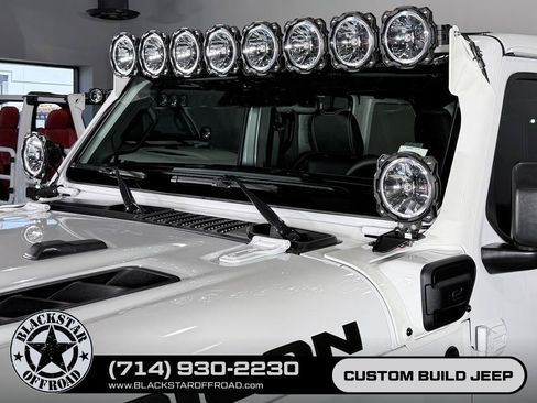 Used 2025 Jeep Wrangler Unlimited Rubicon 4xe w/ Safety Group AWD/4WD image 41