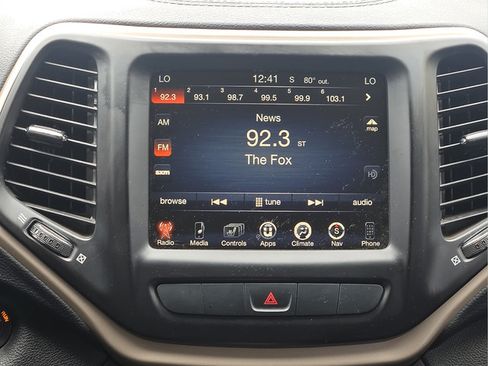 Used 2015 Jeep Cherokee Limited AWD/4WD image 8