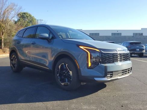 New 2026 Kia Sportage S image 3