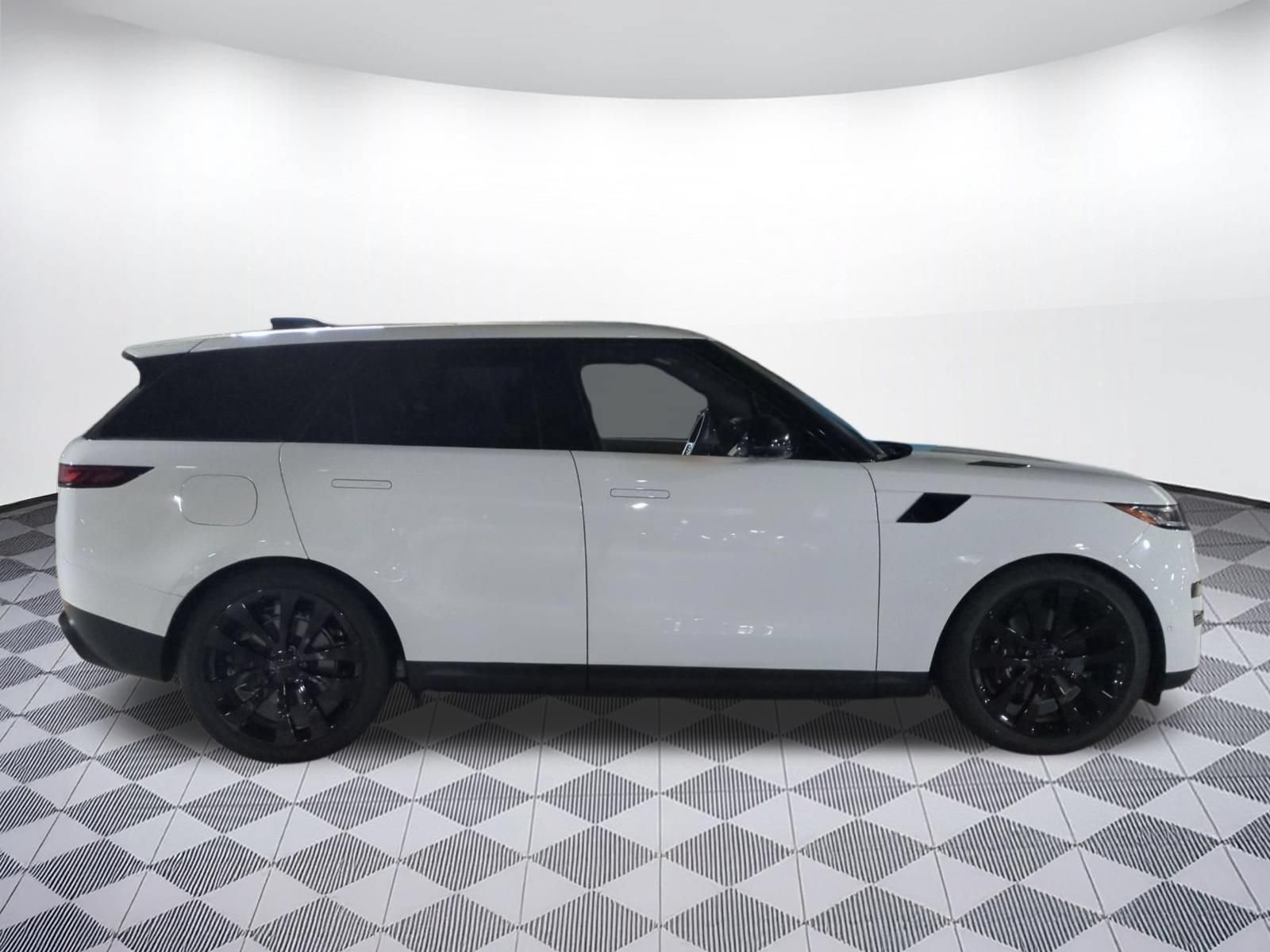 New 2026 Land Rover Range Rover Sport SE AWD/4WD image 6