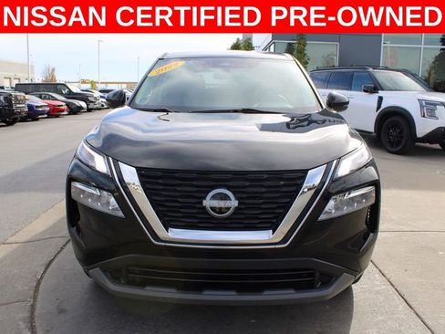 Certified 2022 Nissan Rogue SV image 2