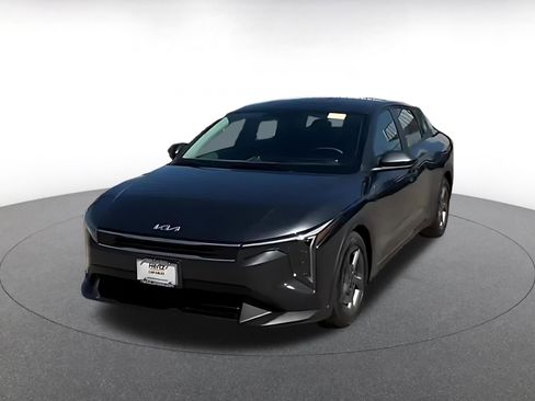 Used 2025 Kia K4 FWD image 3