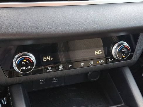 Used 2022 Mitsubishi Outlander ES AWD/4WD image 15