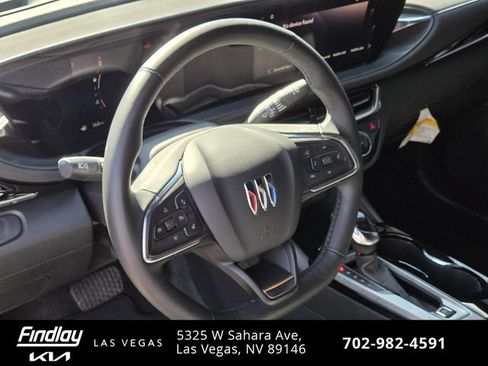 Used 2024 Buick Envista Sport Touring w/ Convenience I Package FWD image 23