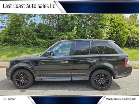Used 2011 Land Rover Range Rover Sport HSE LUX AWD/4WD image 1