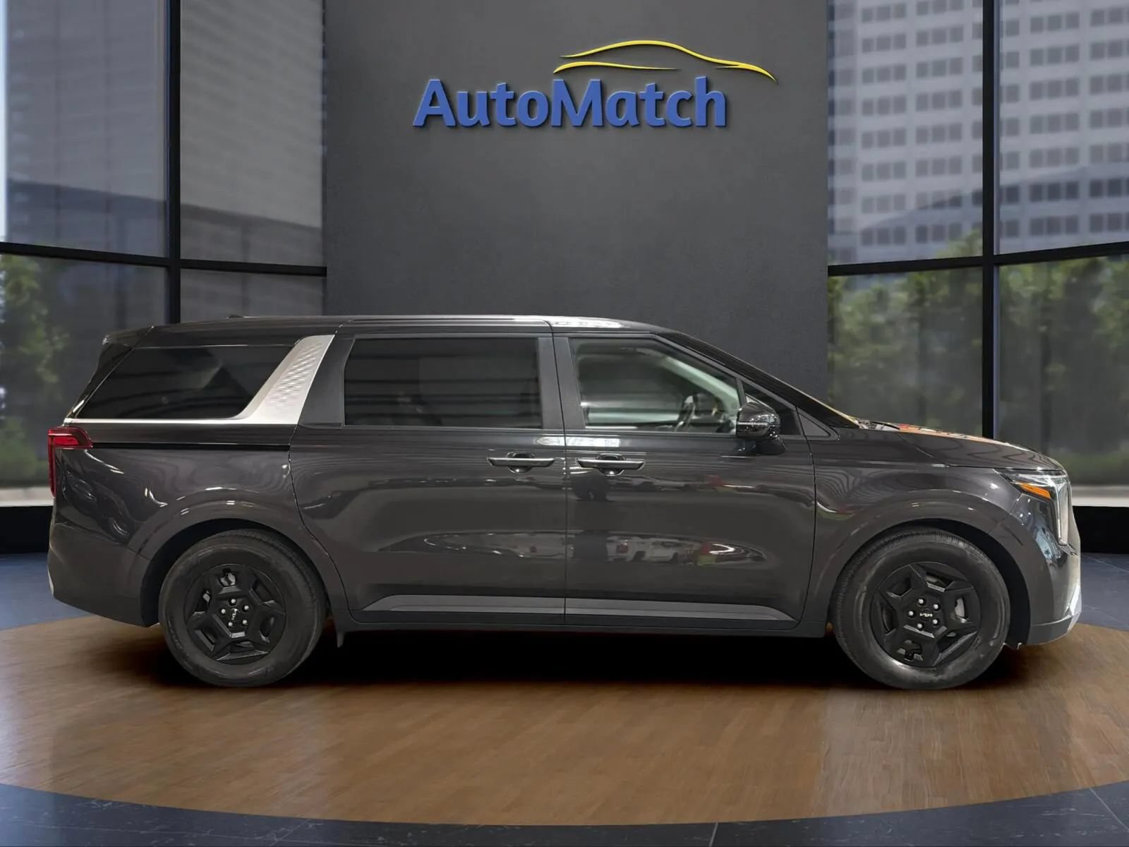 Used 2026 Kia Carnival FWD image 13