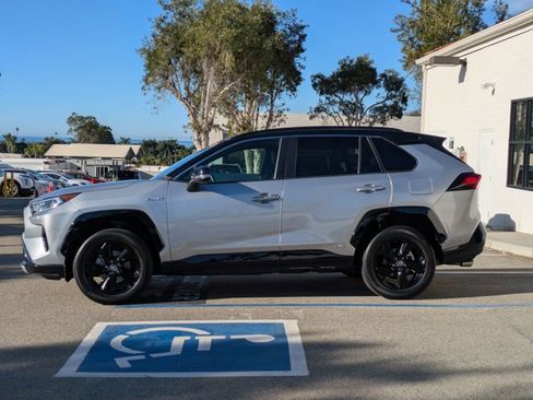 Used 2021 Toyota RAV4 XSE w/ XSE Grade Weather Package image 9