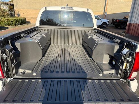 Used 2023 Toyota Tacoma Trail Edition image 21