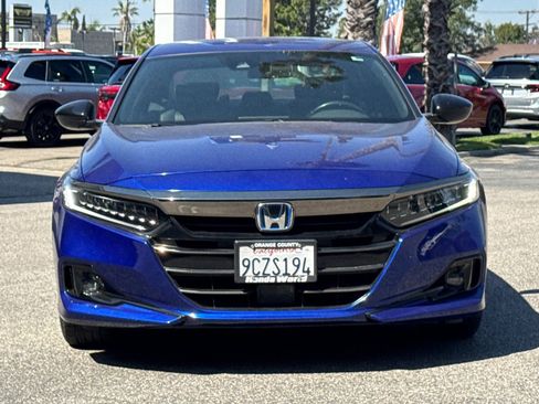 Used 2022 Honda Accord Sport image 3
