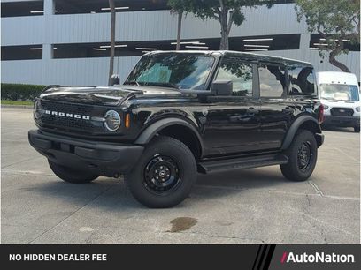 New 2026 Ford Bronco Big Bend w/ Black Appearance Package