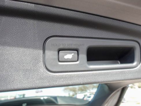 Used 2023 Acura MDX SH-AWD w/ Technology Package image 30