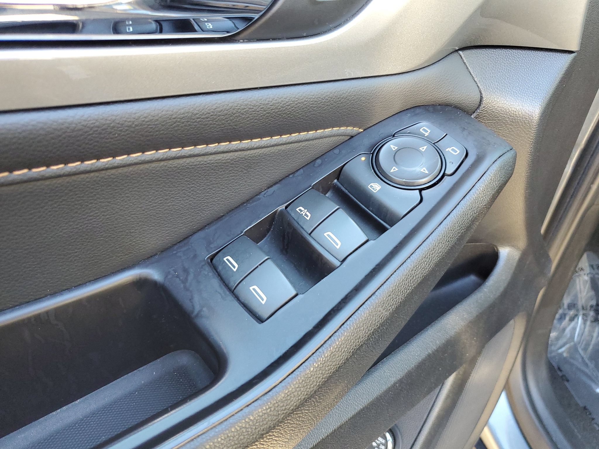 Used 2019 Chevrolet Traverse LT AWD/4WD image 14