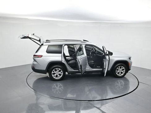 Used 2021 Jeep Grand Cherokee L Limited image 43