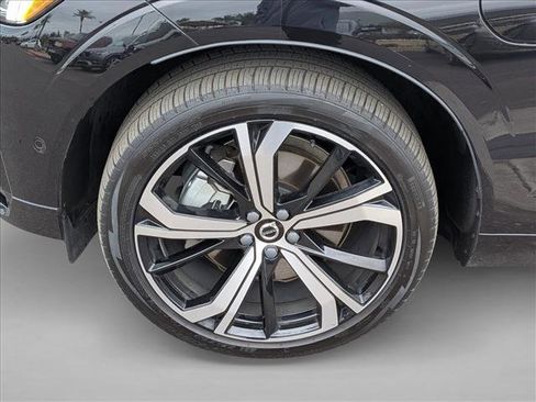 Used 2024 Volvo XC60 T8 Ultimate w/ Protection Package Premier image 21