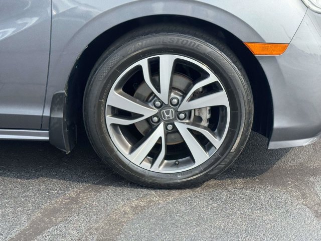 Used 2023 Honda Odyssey Touring image 7
